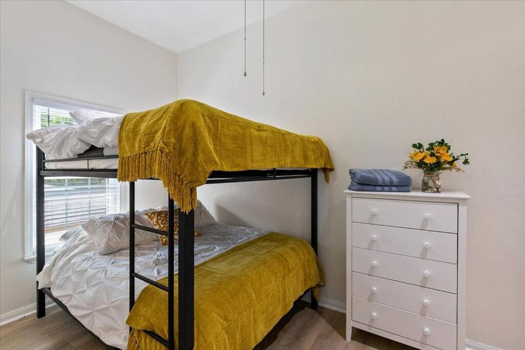 Lucky House - Tranquility In The Middle Of Houston - Tv In Every Room - 300 M2 ภายนอก รูปภาพ