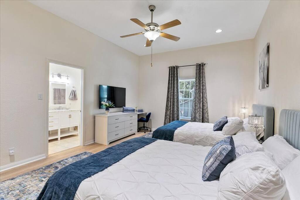 Lucky House - Tranquility In The Middle Of Houston - Tv In Every Room - 300 M2 ภายนอก รูปภาพ